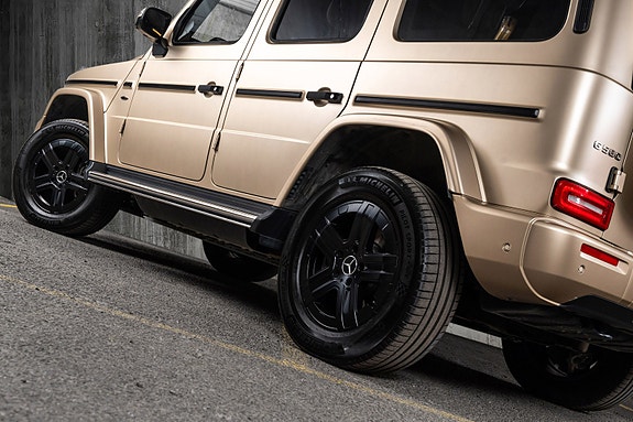 Mercedes-Benz G580 6 of 30