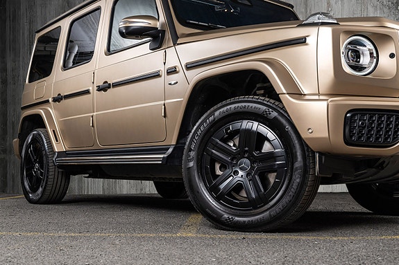 Mercedes-Benz G580 4 of 30