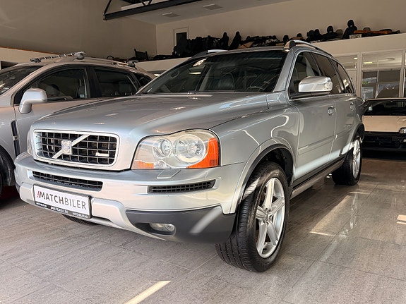 Volvo XC90 3 of 5