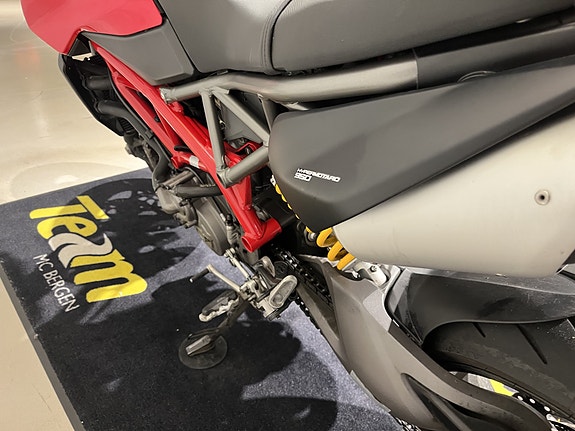 Ducati Hypermotard 950 11 of 15