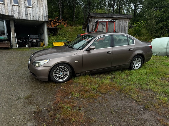 BMW 525d 9 of 28
