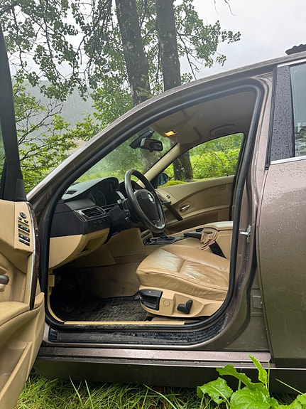 BMW 525d 17 of 28