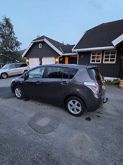 Toyota Verso 4 of 5