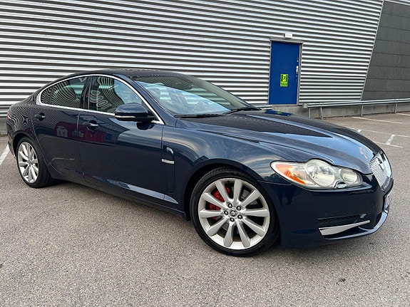 Jaguar XF 10 of 14
