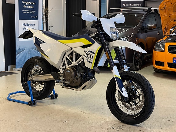 Husqvarna 701 Supermoto