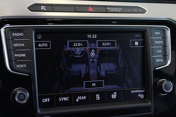 Volkswagen Passat 29 of 30