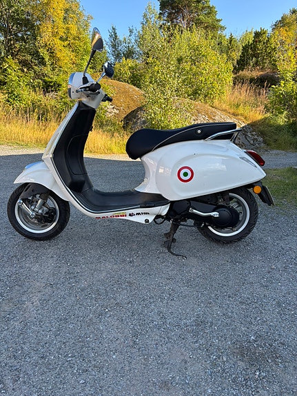 Vespa Primavera 50