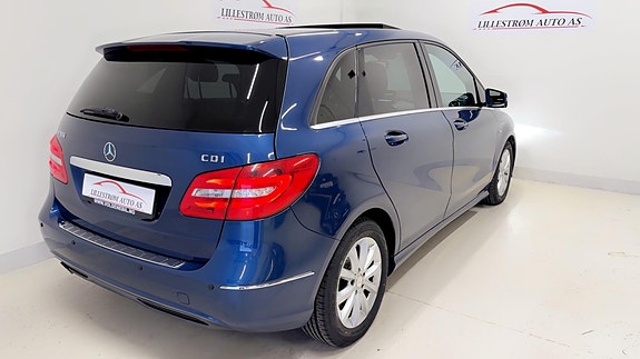 Mercedes-Benz B180 10 of 22