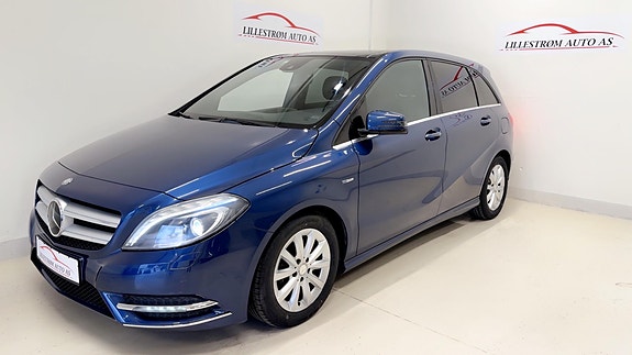 Mercedes-Benz B180 2 of 22