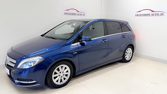 Mercedes-Benz B180 3 of 22