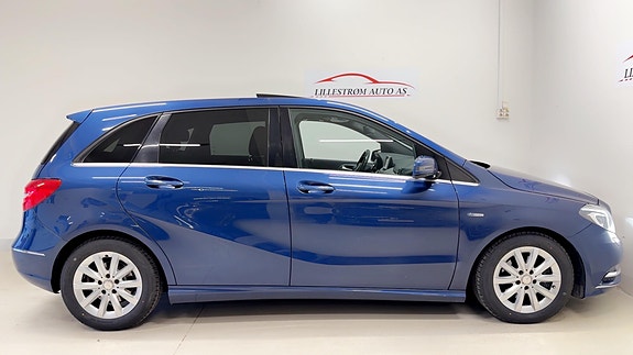Mercedes-Benz B180 7 of 22