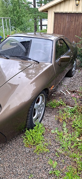 Porsche 928 4 of 28