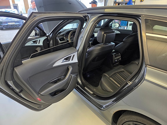 Audi A6 12 of 29