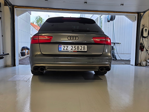 Audi A6 3 of 29
