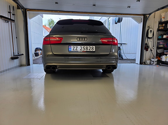 Audi A6 4 of 29