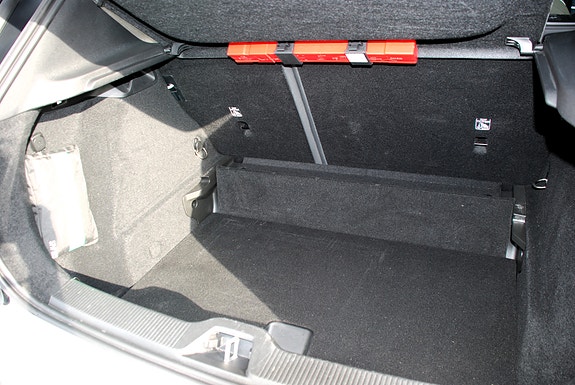 Volvo EX30 20 of 24