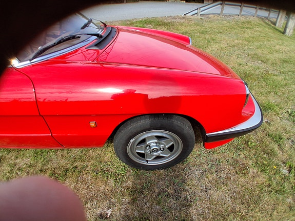Alfa Romeo Spider 13 of 30