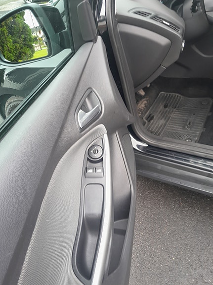 Ford Focus 19 of 29