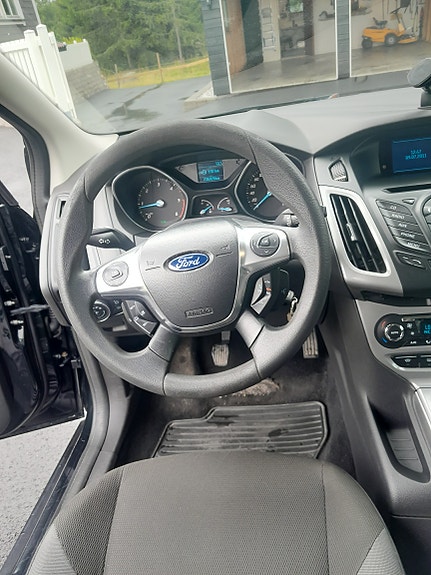 Ford Focus 20 of 29