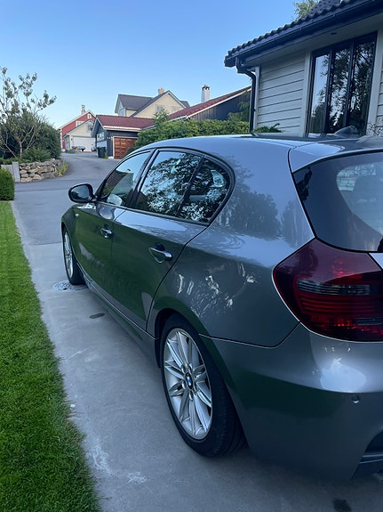 BMW 118d 4 of 17