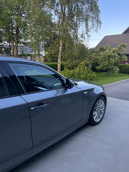 BMW 118d 7 of 17