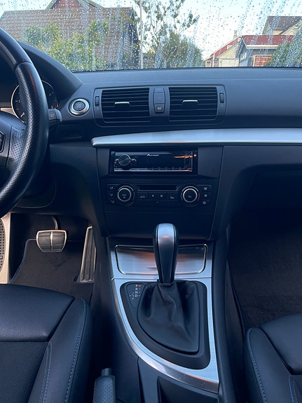 BMW 118d 9 of 17