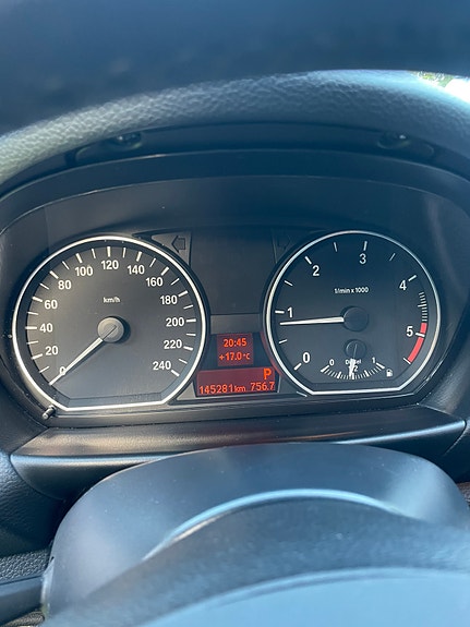 BMW 118d 13 of 17