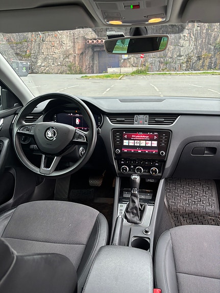 Skoda Octavia 7 of 9