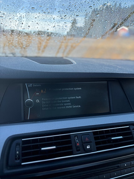 BMW 520d 14 of 16