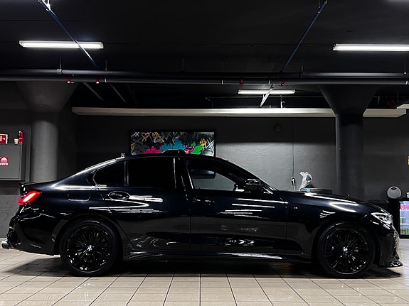 BMW 330e 6 of 30