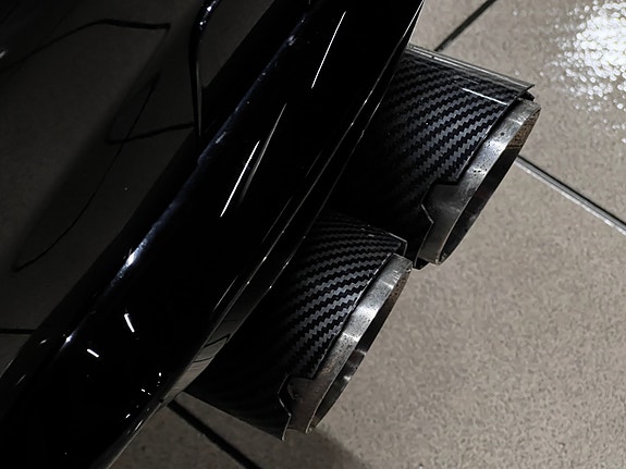 BMW 330e 11 of 30