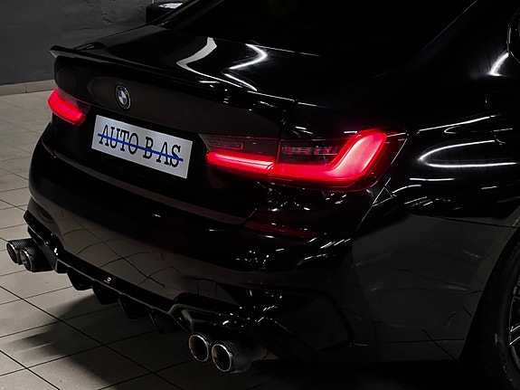 BMW 330e 9 of 30