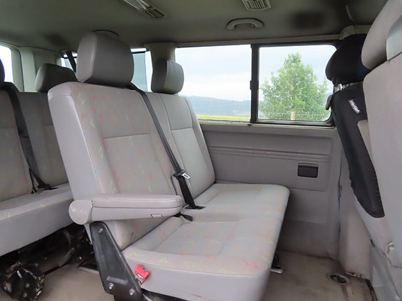 Volkswagen Transporter 25 of 30