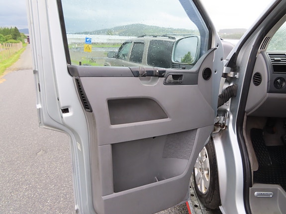 Volkswagen Transporter 12 of 30