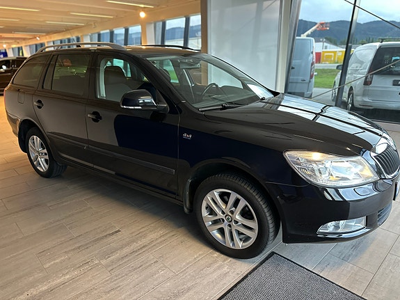 Skoda Octavia 12 of 29