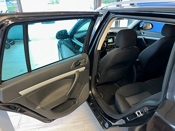Skoda Octavia 15 of 29