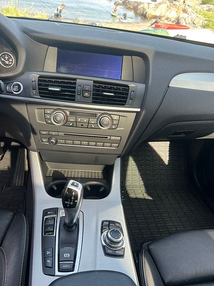 BMW X3 8 of 11
