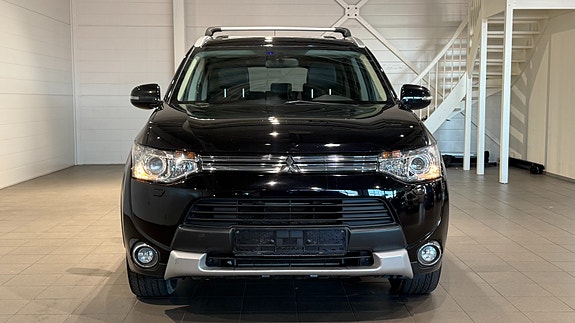 Mitsubishi Outlander 3 of 29