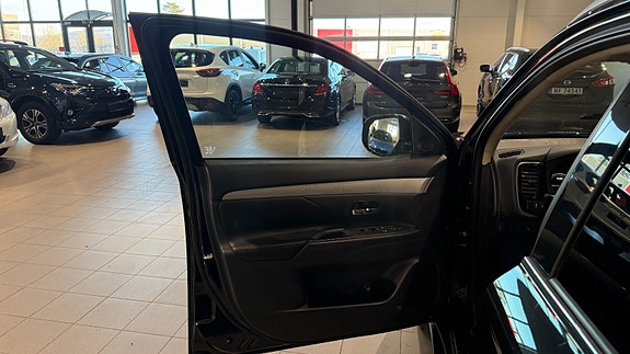 Mitsubishi Outlander 10 of 29