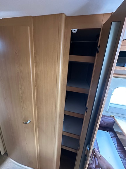 KABE Royal 780 GLE (Køyesenger, micro, midtsittegruppe, godt vedlikehold) 17 of 28