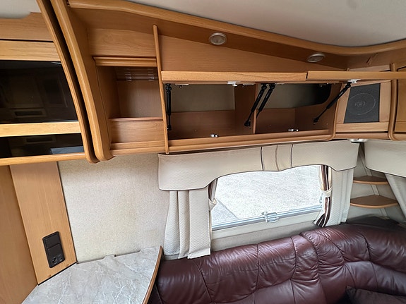 KABE Royal 780 GLE (Køyesenger, micro, midtsittegruppe, godt vedlikehold) 8 of 28