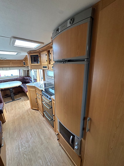 KABE Royal 780 GLE (Køyesenger, micro, midtsittegruppe, godt vedlikehold) 25 of 28