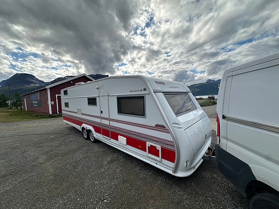 KABE Royal 780 GLE (Køyesenger, micro, midtsittegruppe, godt vedlikehold)