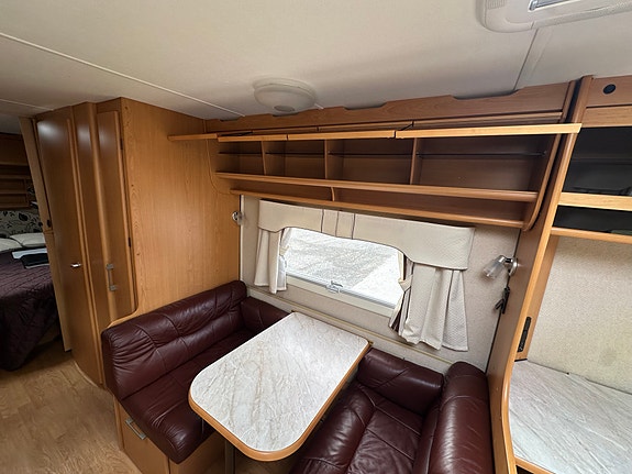 KABE Royal 780 GLE (Køyesenger, micro, midtsittegruppe, godt vedlikehold) 12 of 28