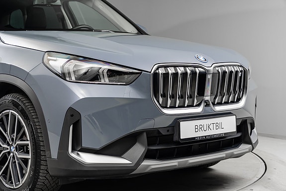 BMW iX1 11 of 29