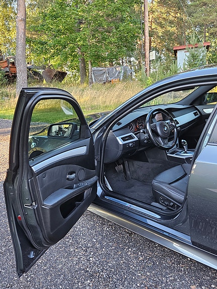 BMW 525d 10 of 19