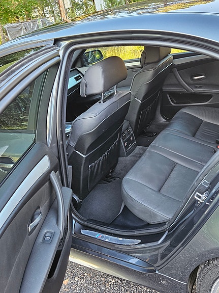 BMW 525d 12 of 19