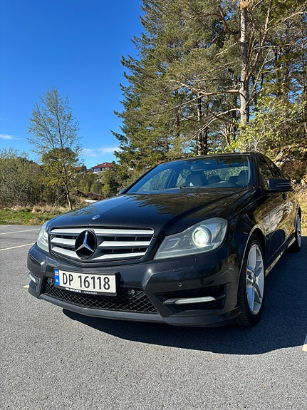 Mercedes-Benz C180 6 of 9
