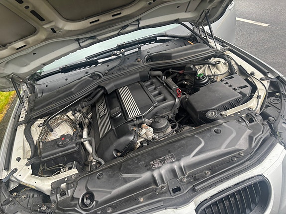 BMW 525i 11 of 11