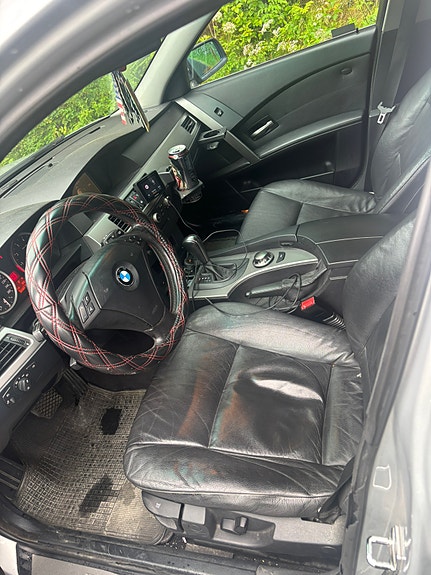 BMW 525i 10 of 11